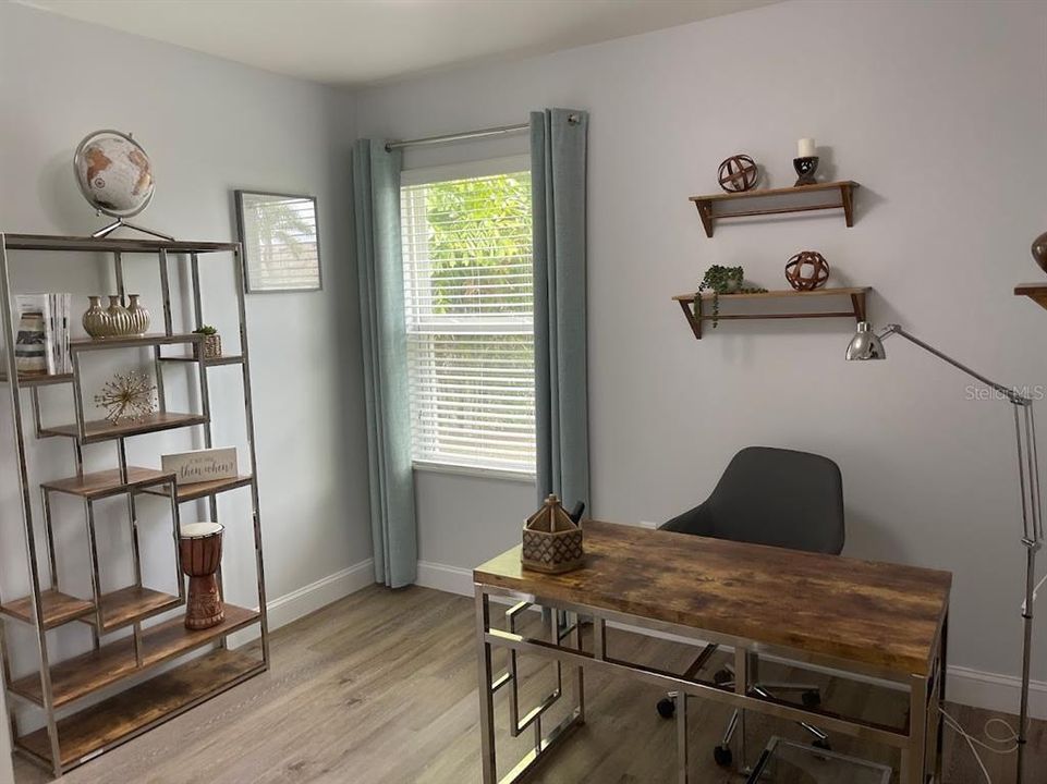 For Rent: $2,995 (3 beds, 2 baths, 1736 Square Feet)