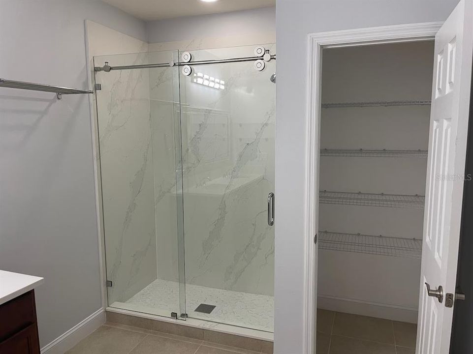 For Rent: $2,995 (3 beds, 2 baths, 1736 Square Feet)