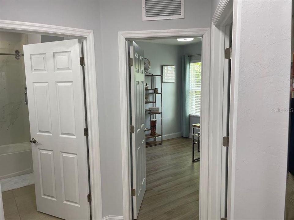 For Rent: $2,995 (3 beds, 2 baths, 1736 Square Feet)