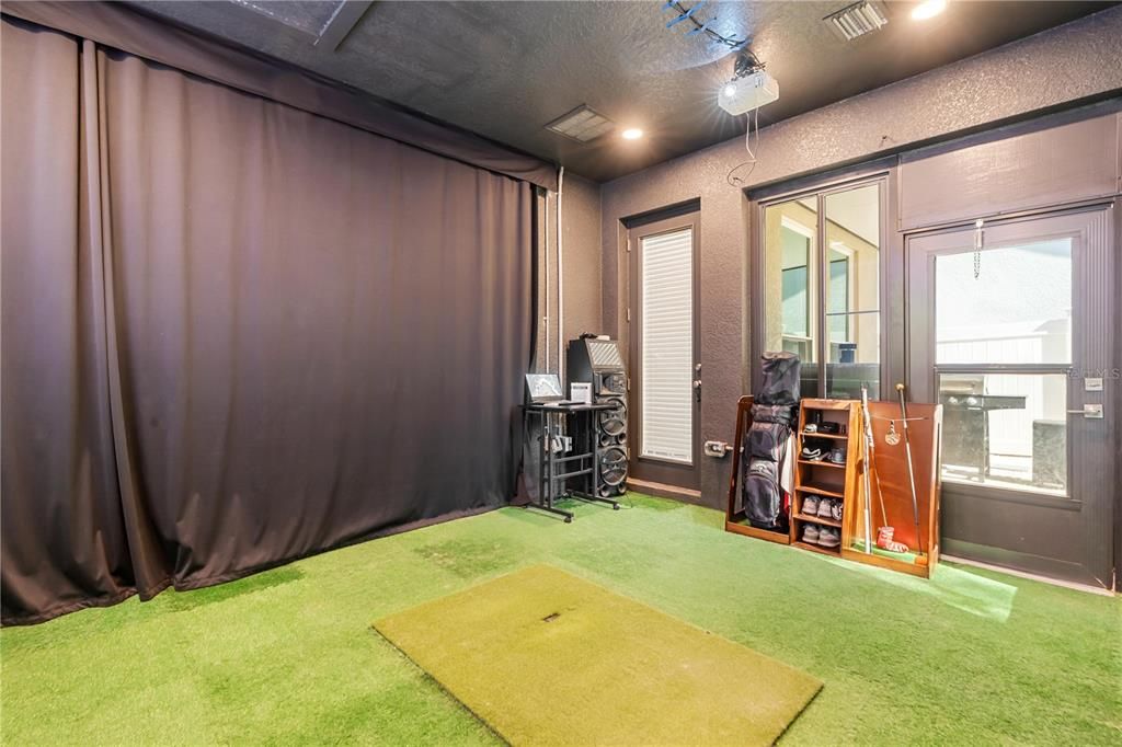 En Venta: $595,000 (5 camas, 3 baños, 3040 Pies cuadrados)