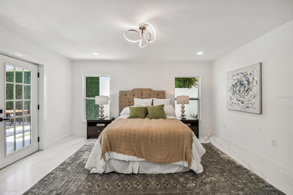 For Rent: $5,500 (3 beds, 3 baths, 1595 Square Feet)