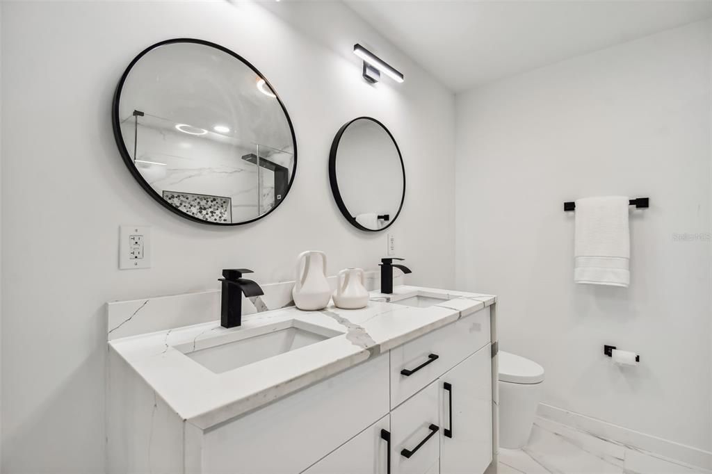 For Rent: $5,500 (3 beds, 3 baths, 1595 Square Feet)