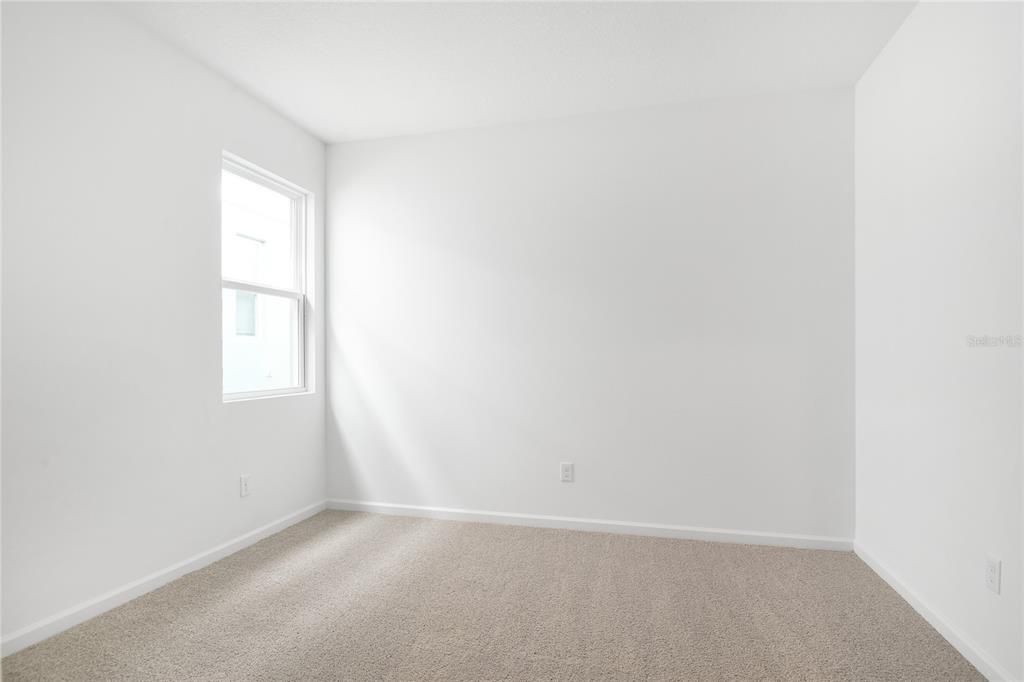 En Venta: $399,950 (4 camas, 3 baños, 2090 Pies cuadrados)