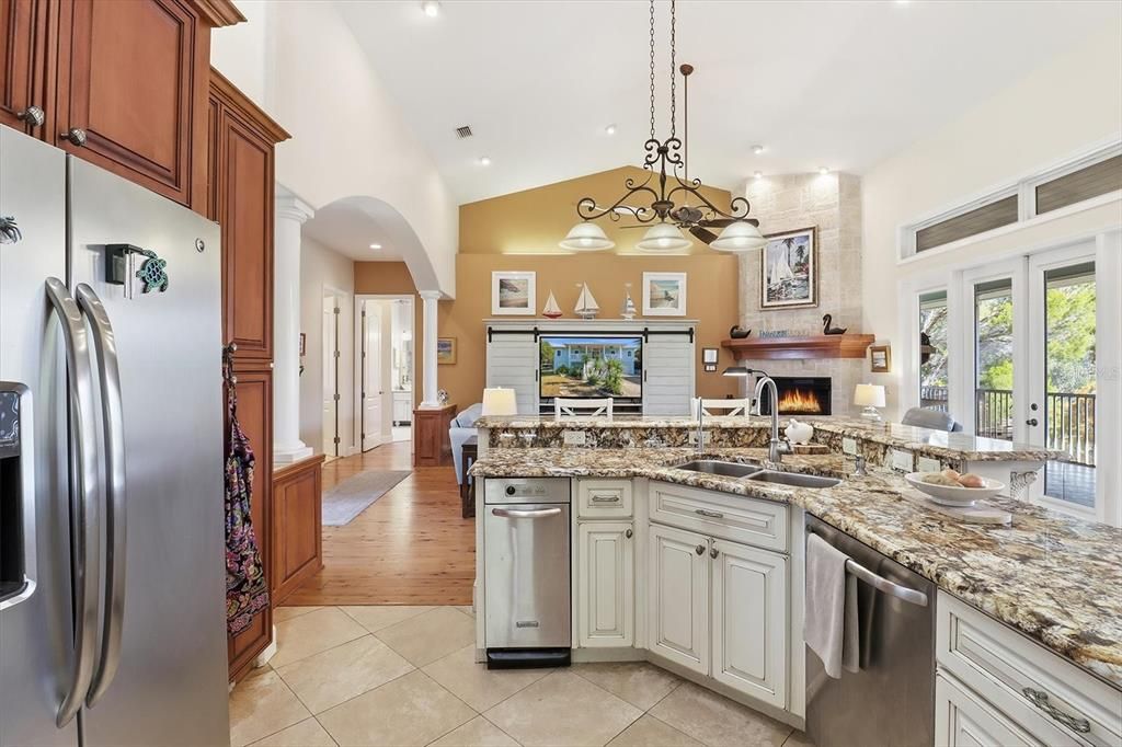 На продажу: $800,000 (3 спален, 2 ванн, 2088 Квадратных фут)