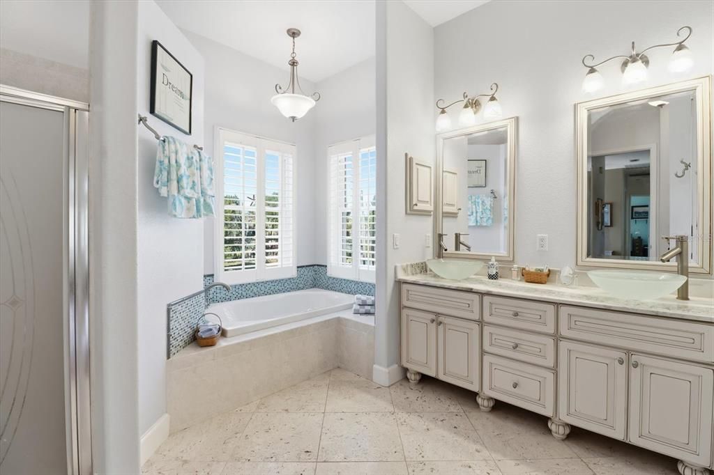 На продажу: $800,000 (3 спален, 2 ванн, 2088 Квадратных фут)