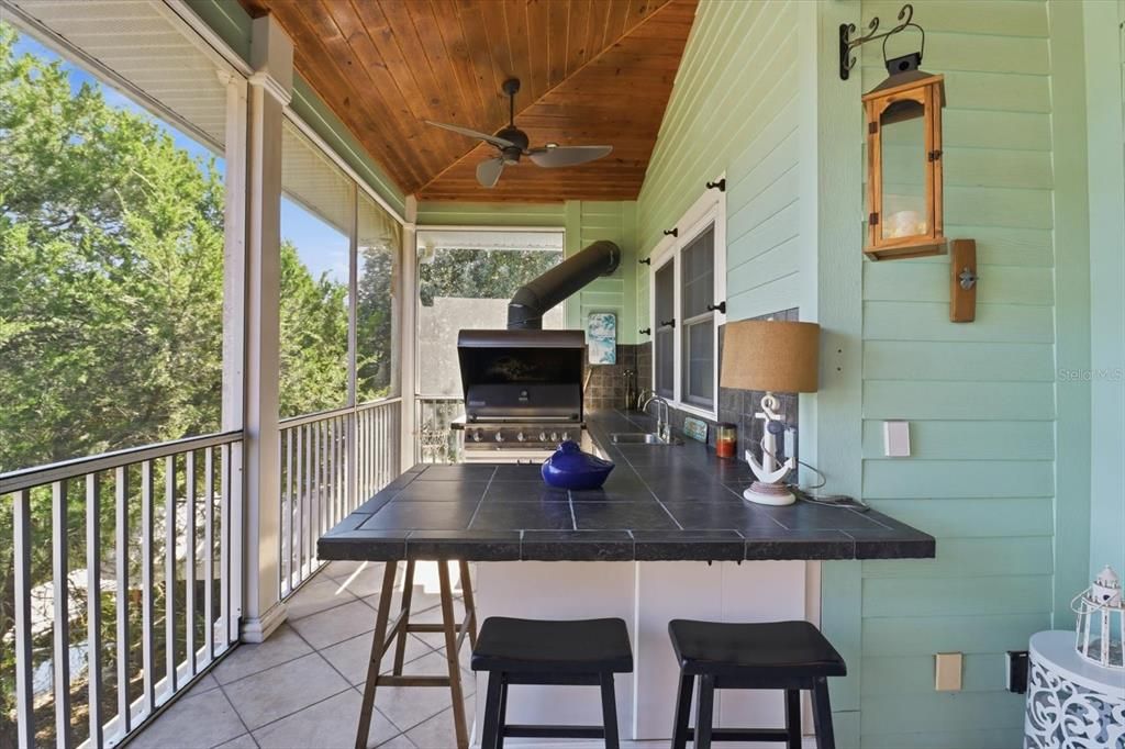 На продажу: $800,000 (3 спален, 2 ванн, 2088 Квадратных фут)