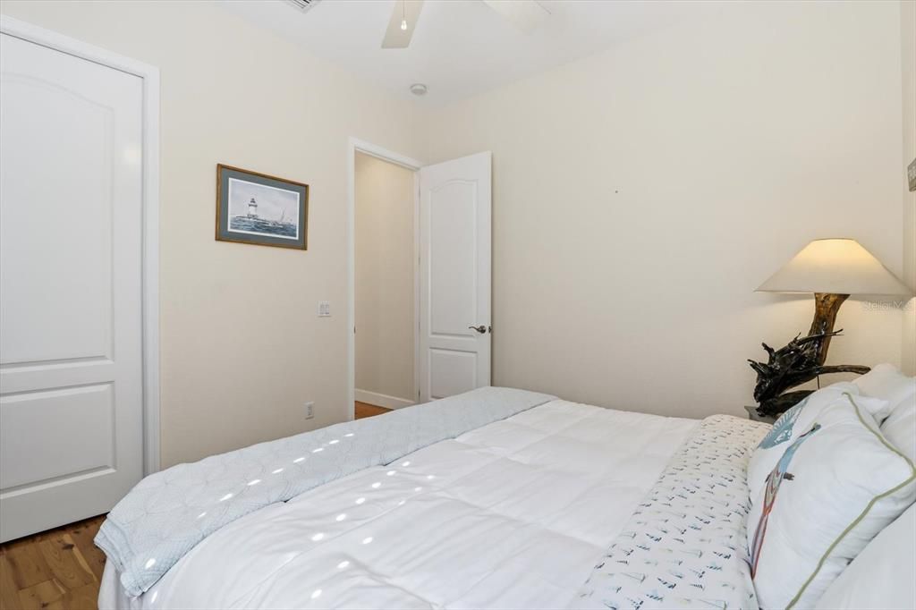 На продажу: $800,000 (3 спален, 2 ванн, 2088 Квадратных фут)