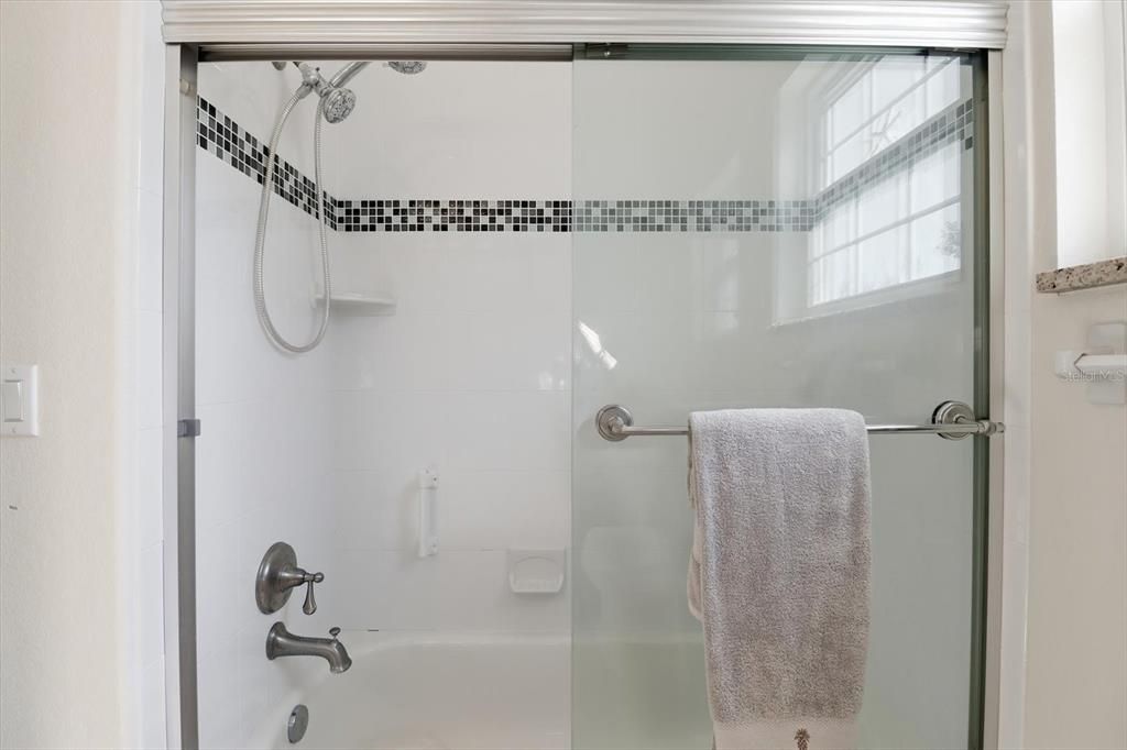 На продажу: $800,000 (3 спален, 2 ванн, 2088 Квадратных фут)