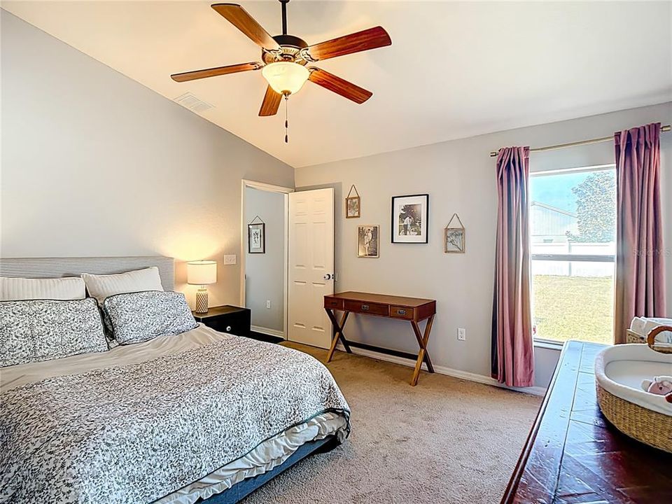 For Sale: $309,900 (3 beds, 2 baths, 1252 Square Feet)