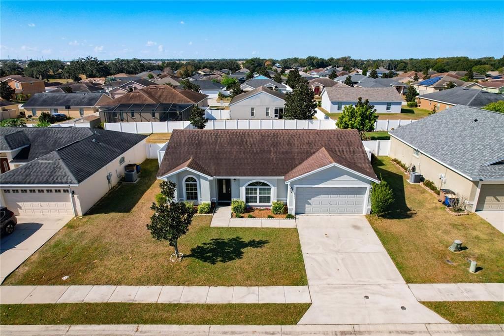 For Sale: $309,900 (3 beds, 2 baths, 1252 Square Feet)