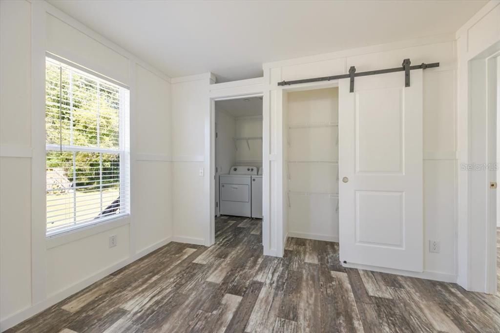 For Rent: $1,850 (3 beds, 2 baths, 1027 Square Feet)