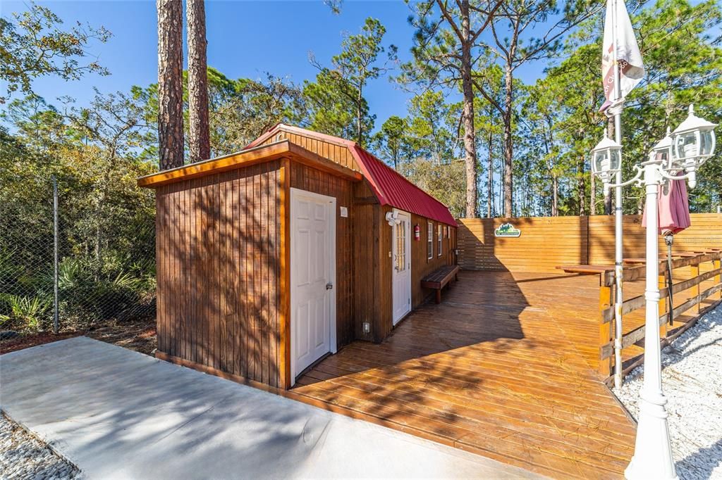 На продажу: $2,500,000 (2 спален, 2 ванн, 1155 Квадратных фут)