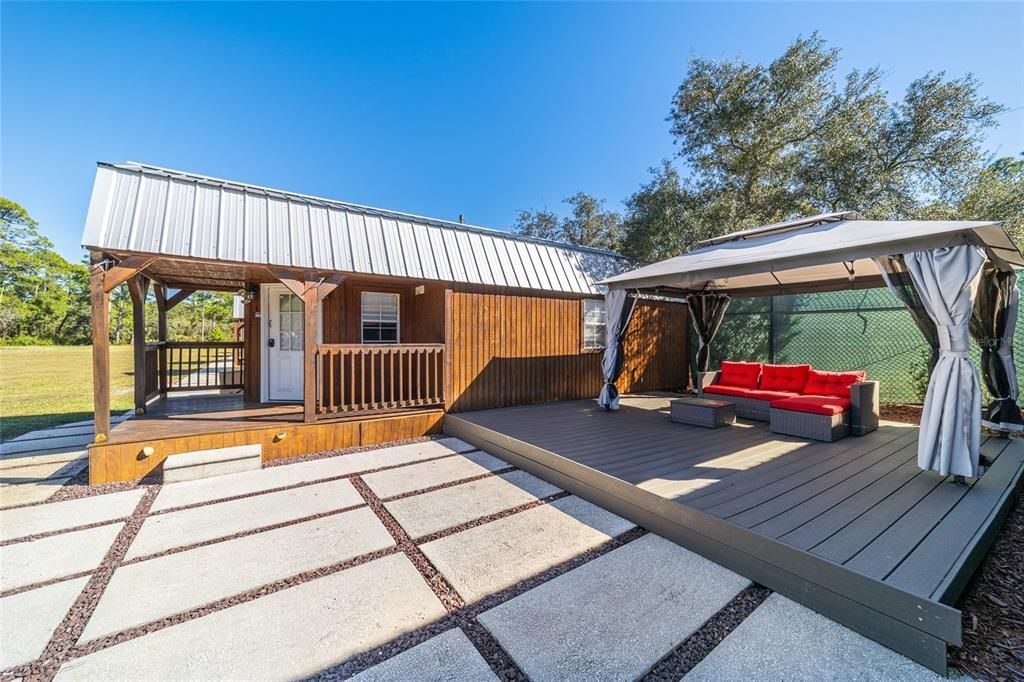 На продажу: $2,500,000 (2 спален, 2 ванн, 1155 Квадратных фут)