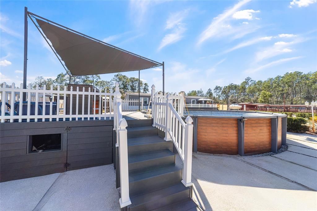 На продажу: $2,500,000 (2 спален, 2 ванн, 1155 Квадратных фут)