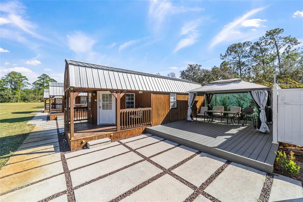 На продажу: $2,500,000 (2 спален, 2 ванн, 1155 Квадратных фут)