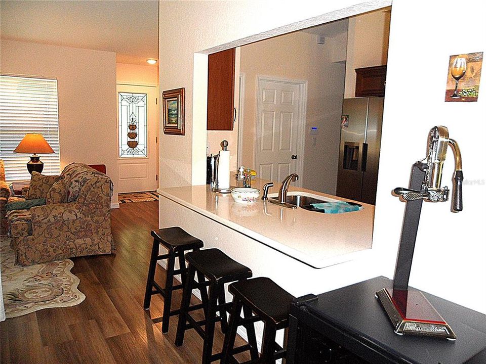 待售: $334,900 (3 贝兹, 2 浴室, 1693 平方英尺)