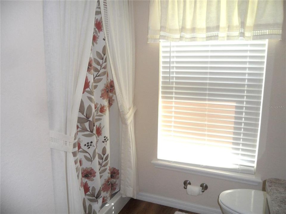 待售: $334,900 (3 贝兹, 2 浴室, 1693 平方英尺)