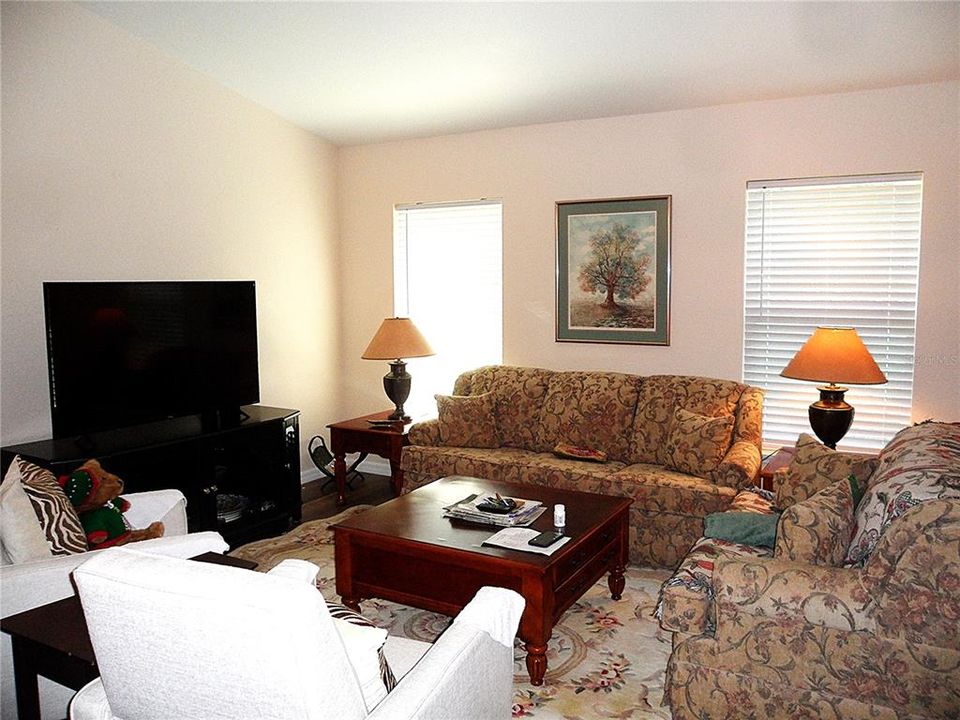 待售: $334,900 (3 贝兹, 2 浴室, 1693 平方英尺)