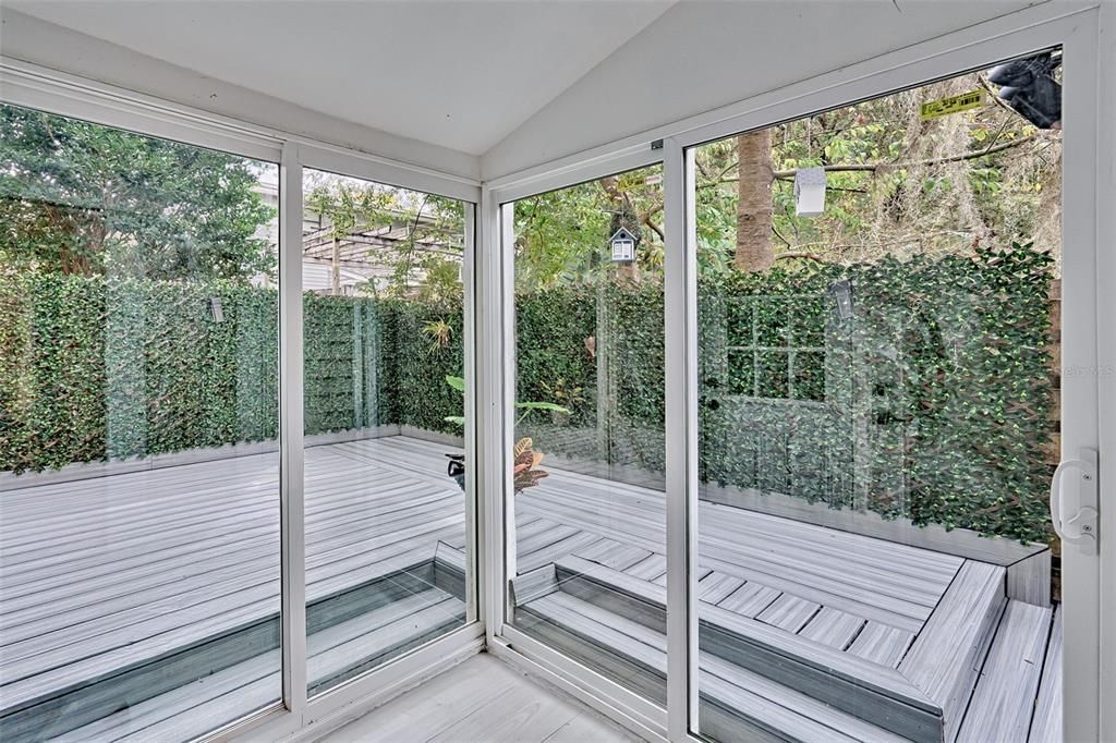 待售: $215,000 (2 贝兹, 2 浴室, 1016 平方英尺)