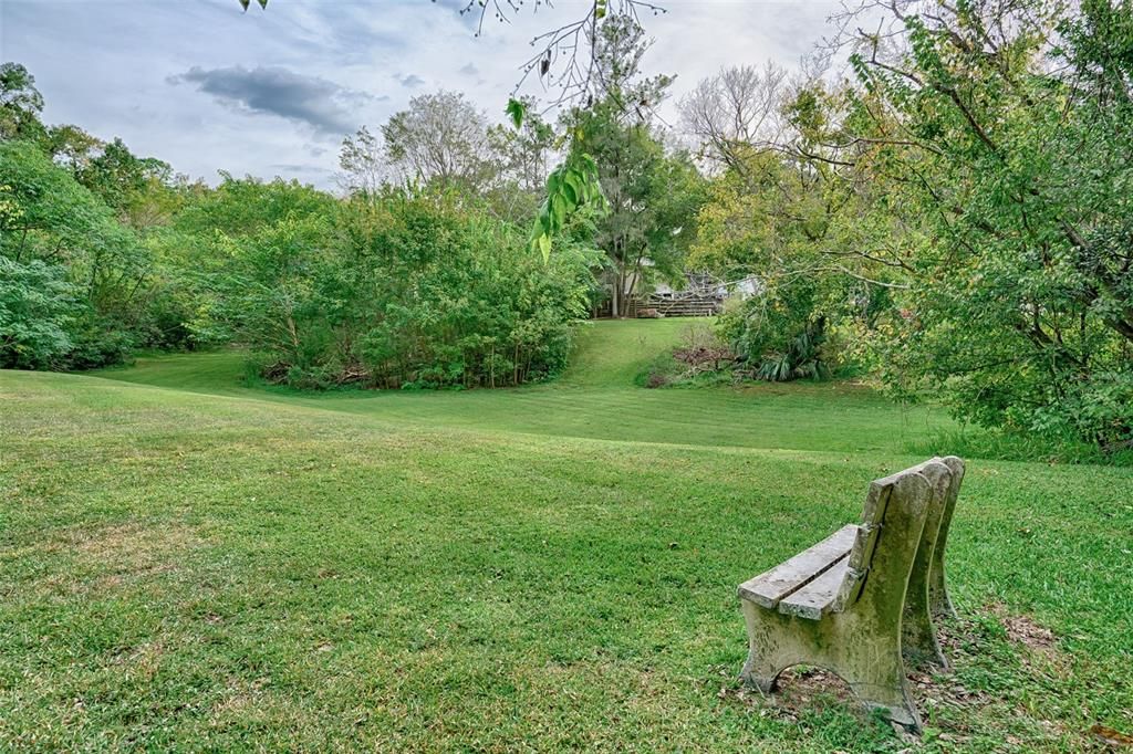 待售: $215,000 (2 贝兹, 2 浴室, 1016 平方英尺)