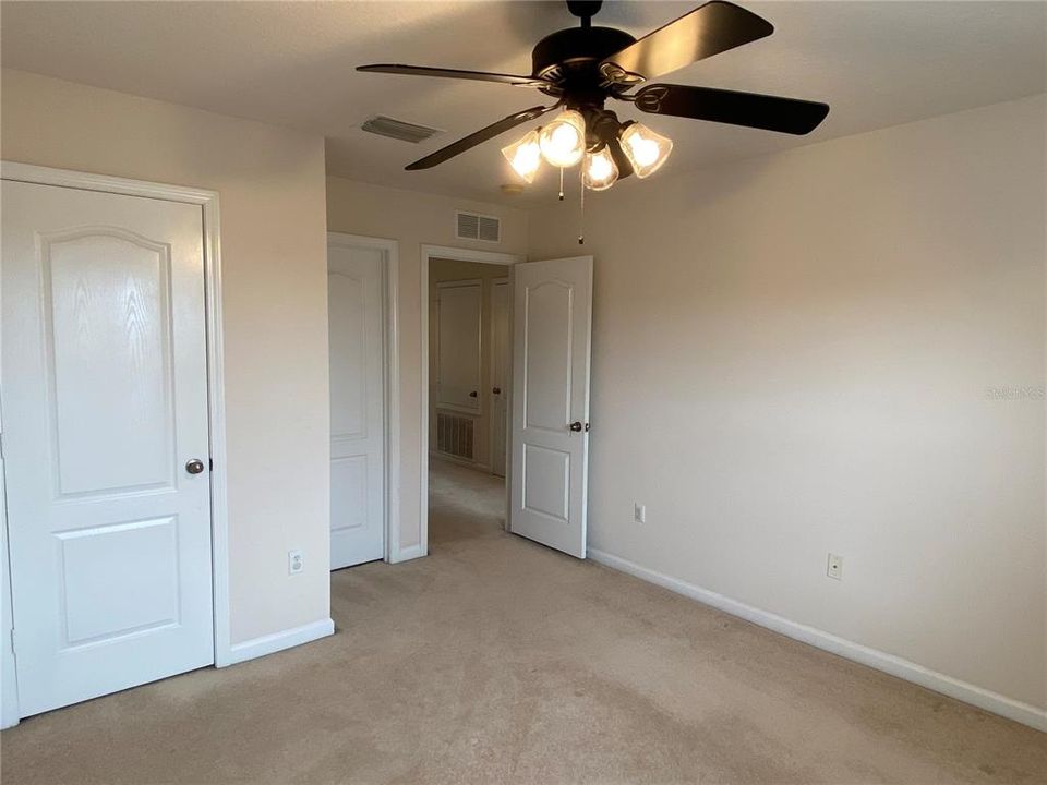 For Rent: $2,300 (3 beds, 2 baths, 1845 Square Feet)