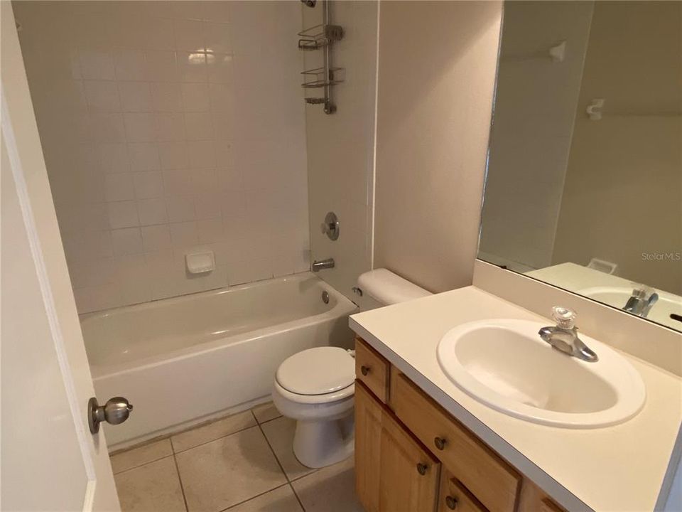 For Rent: $2,300 (3 beds, 2 baths, 1845 Square Feet)