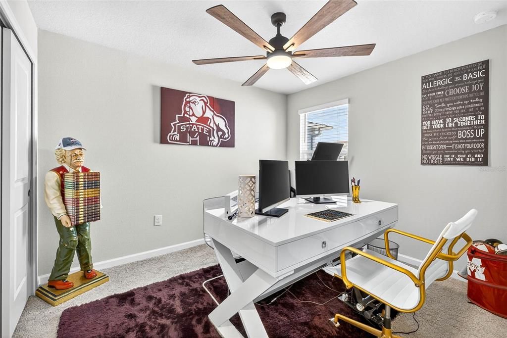 For Sale: $330,000 (3 beds, 2 baths, 1680 Square Feet)