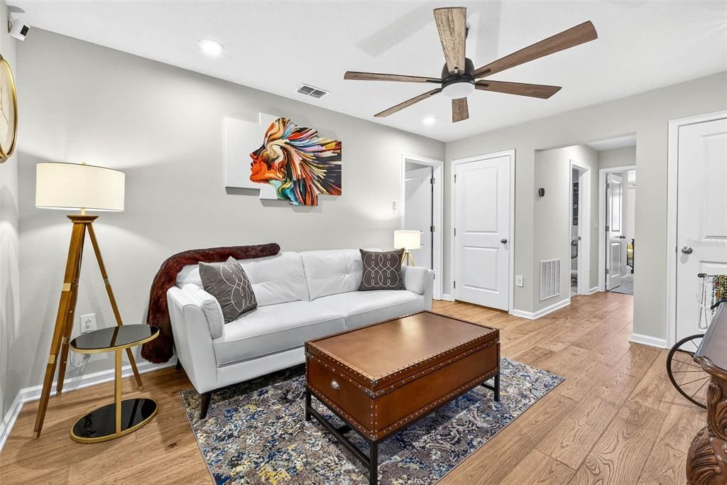 For Sale: $330,000 (3 beds, 2 baths, 1680 Square Feet)