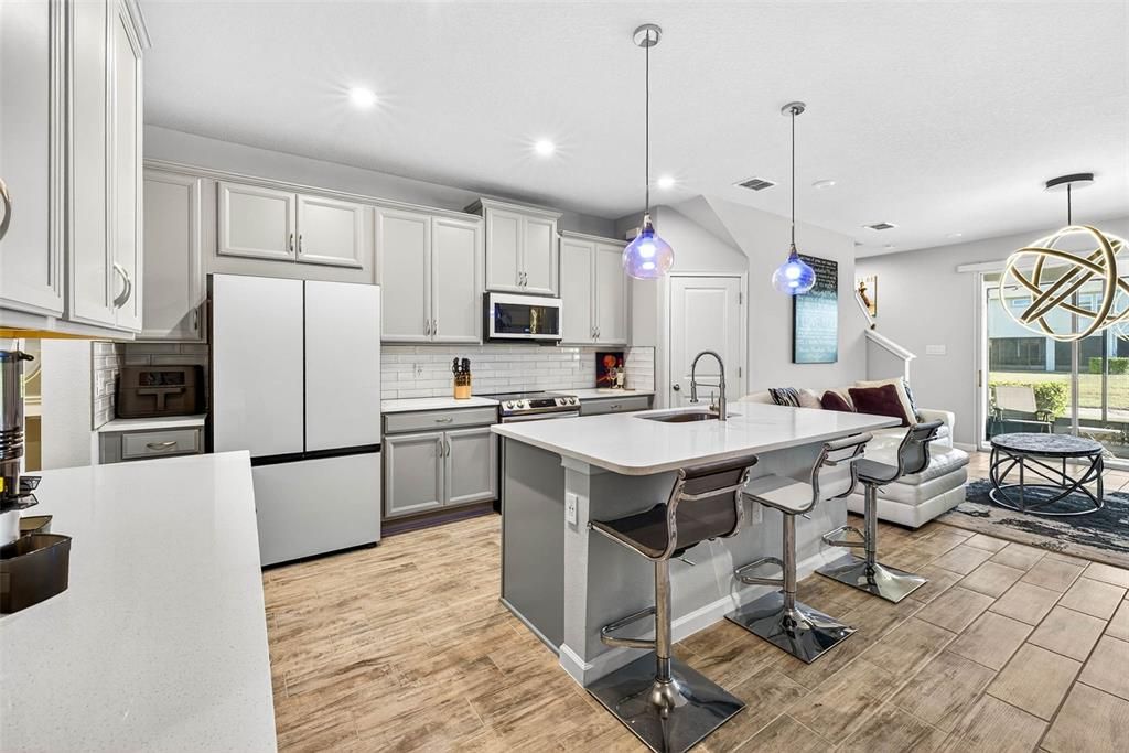 For Sale: $330,000 (3 beds, 2 baths, 1680 Square Feet)