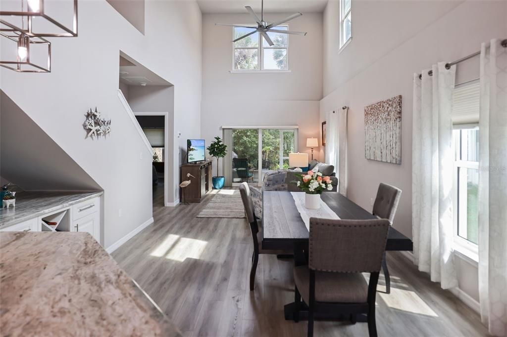 For Sale: $407,000 (3 beds, 2 baths, 1991 Square Feet)