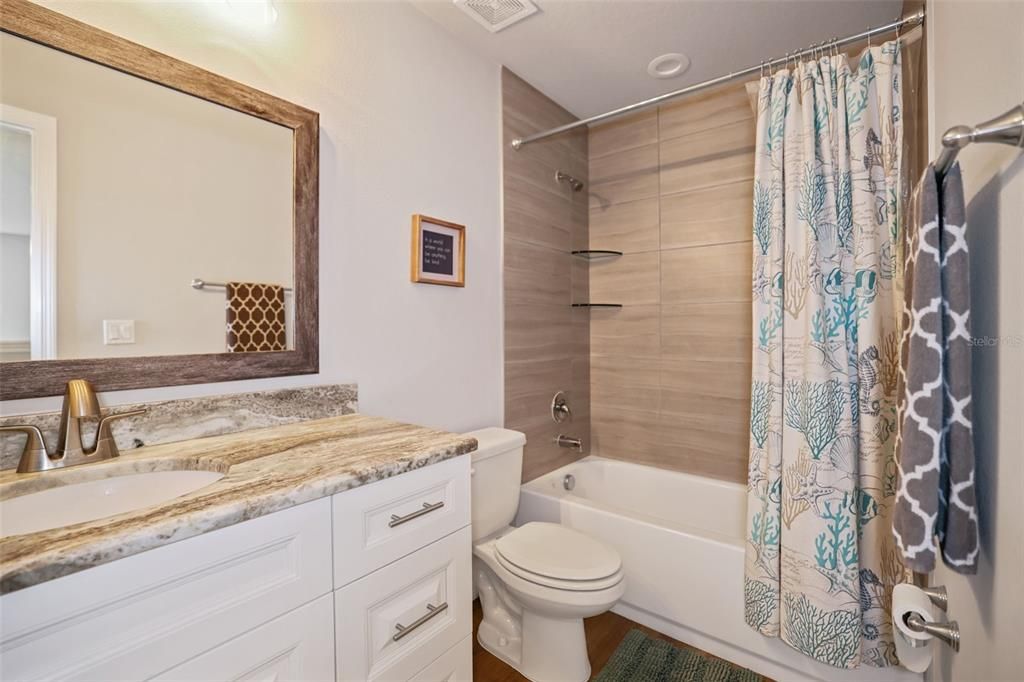 For Sale: $407,000 (3 beds, 2 baths, 1991 Square Feet)