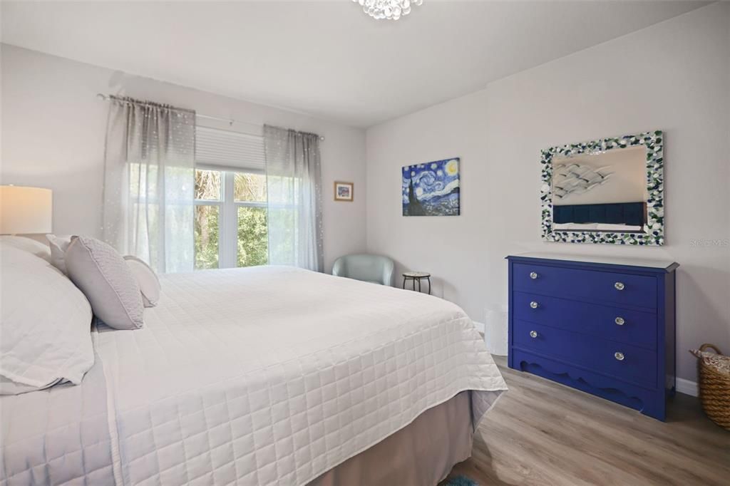 For Sale: $407,000 (3 beds, 2 baths, 1991 Square Feet)