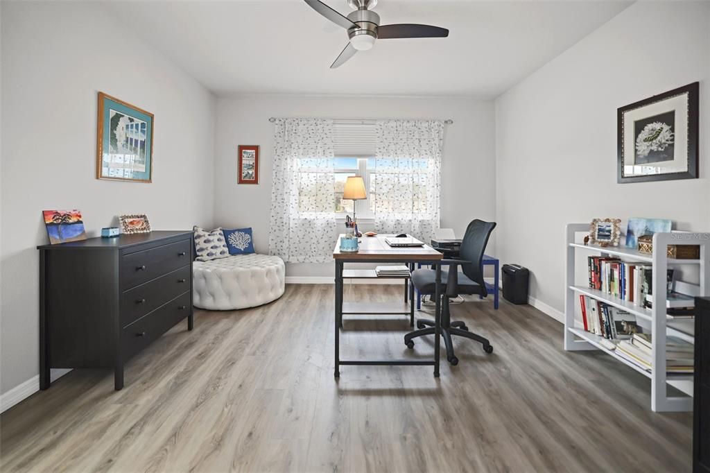 For Sale: $407,000 (3 beds, 2 baths, 1991 Square Feet)