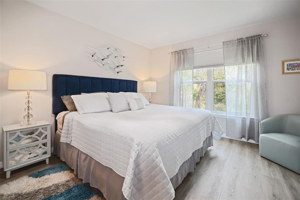 For Sale: $407,000 (3 beds, 2 baths, 1991 Square Feet)