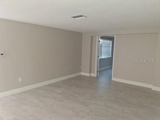 For Rent: $2,000 (3 beds, 2 baths, 1434 Square Feet)
