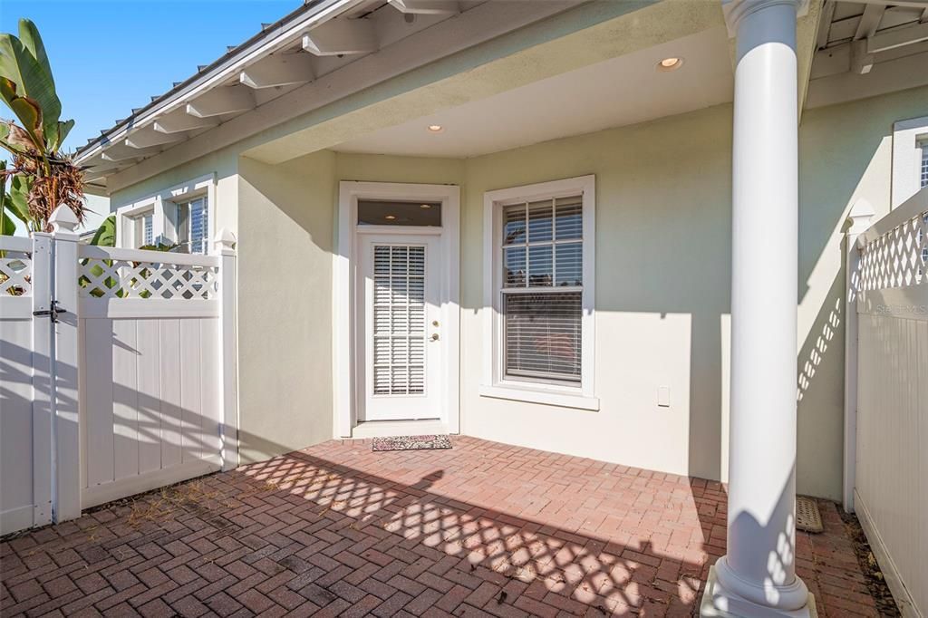 For Sale: $339,000 (3 beds, 2 baths, 1946 Square Feet)