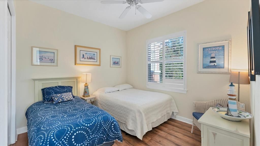 En Venta: $1,150,000 (4 camas, 3 baños, 2719 Pies cuadrados)