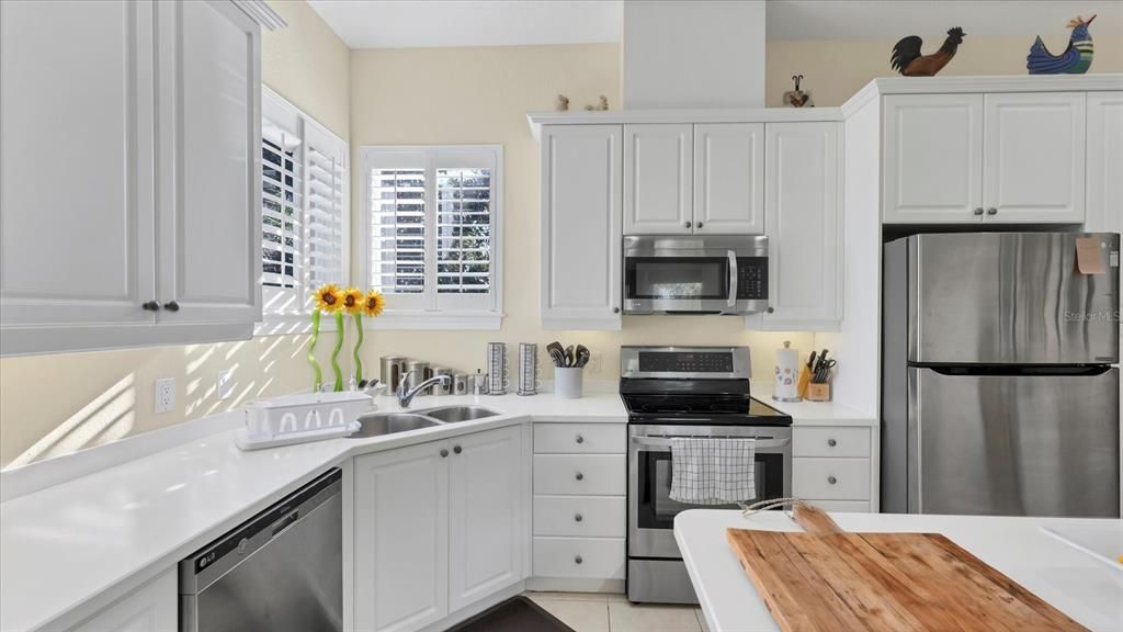 En Venta: $1,150,000 (4 camas, 3 baños, 2719 Pies cuadrados)