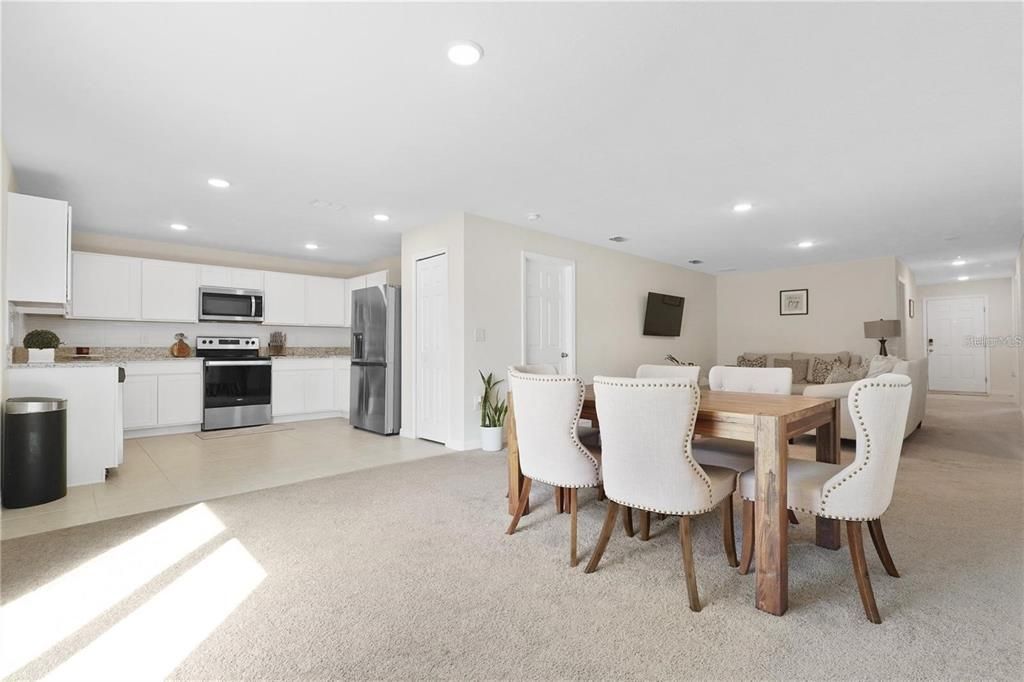 For Rent: $2,200 (4 beds, 2 baths, 1791 Square Feet)