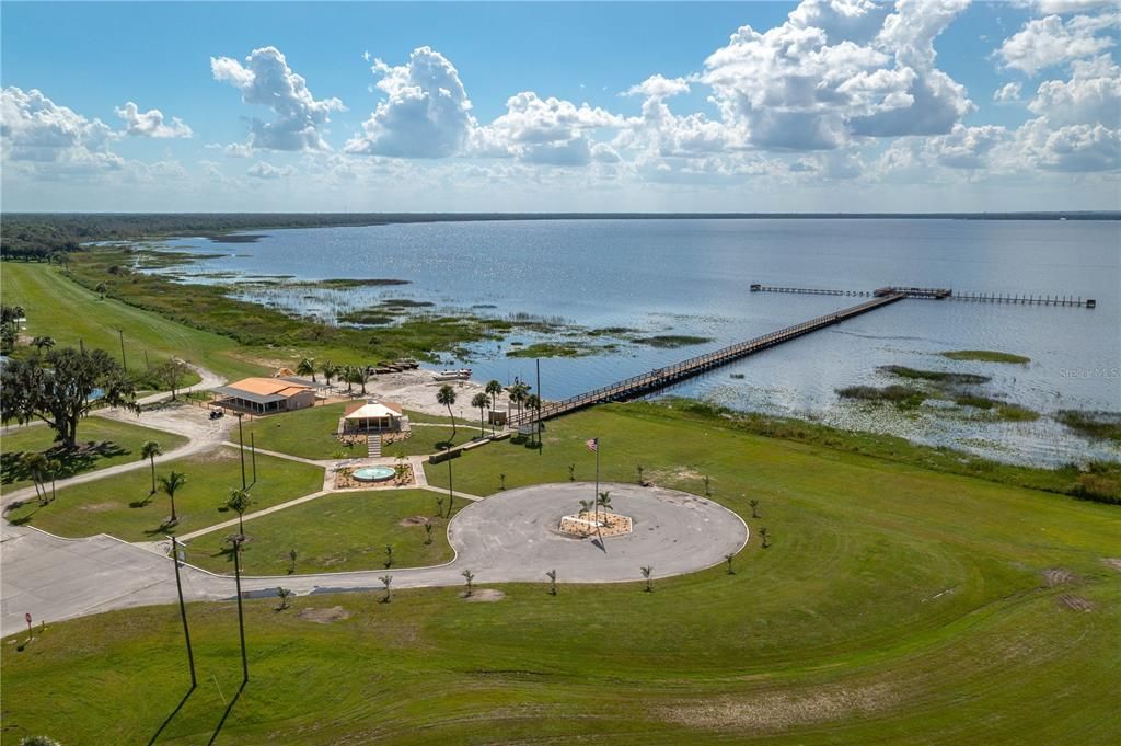 En Venta: $18,000 (0.60 acres)