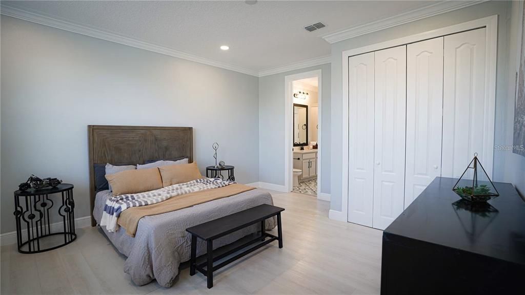 En Venta: $1,190,000 (6 camas, 5 baños, 4305 Pies cuadrados)