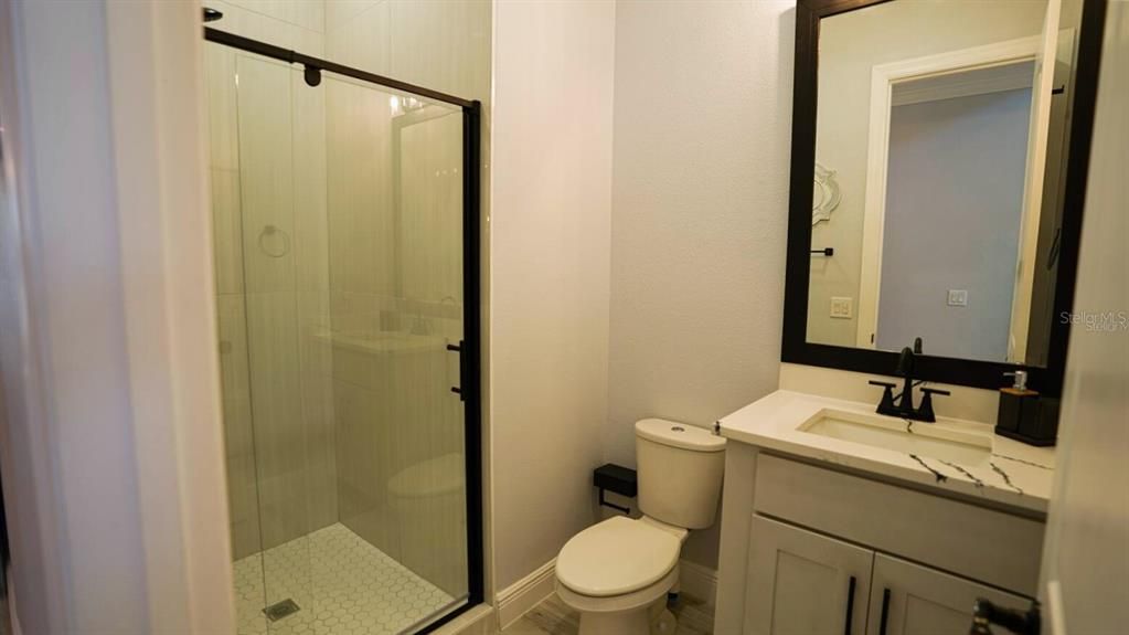 En Venta: $1,190,000 (6 camas, 5 baños, 4305 Pies cuadrados)