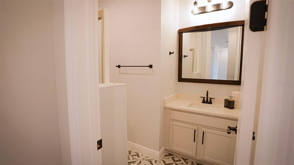 En Venta: $1,190,000 (6 camas, 5 baños, 4305 Pies cuadrados)