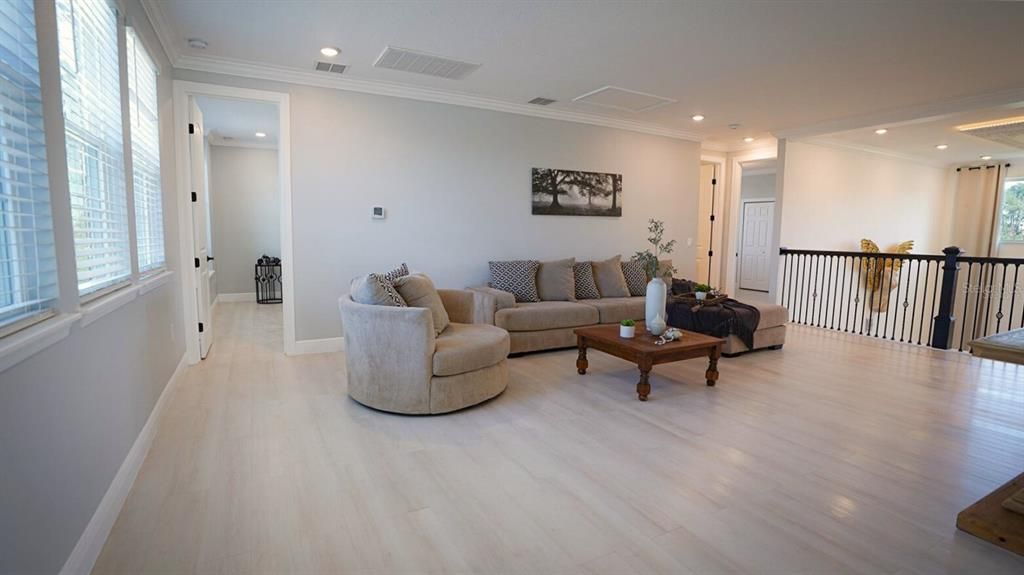 En Venta: $1,190,000 (6 camas, 5 baños, 4305 Pies cuadrados)