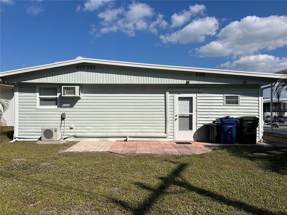 For Sale: $195,000 (2 beds, 2 baths, 1175 Square Feet)