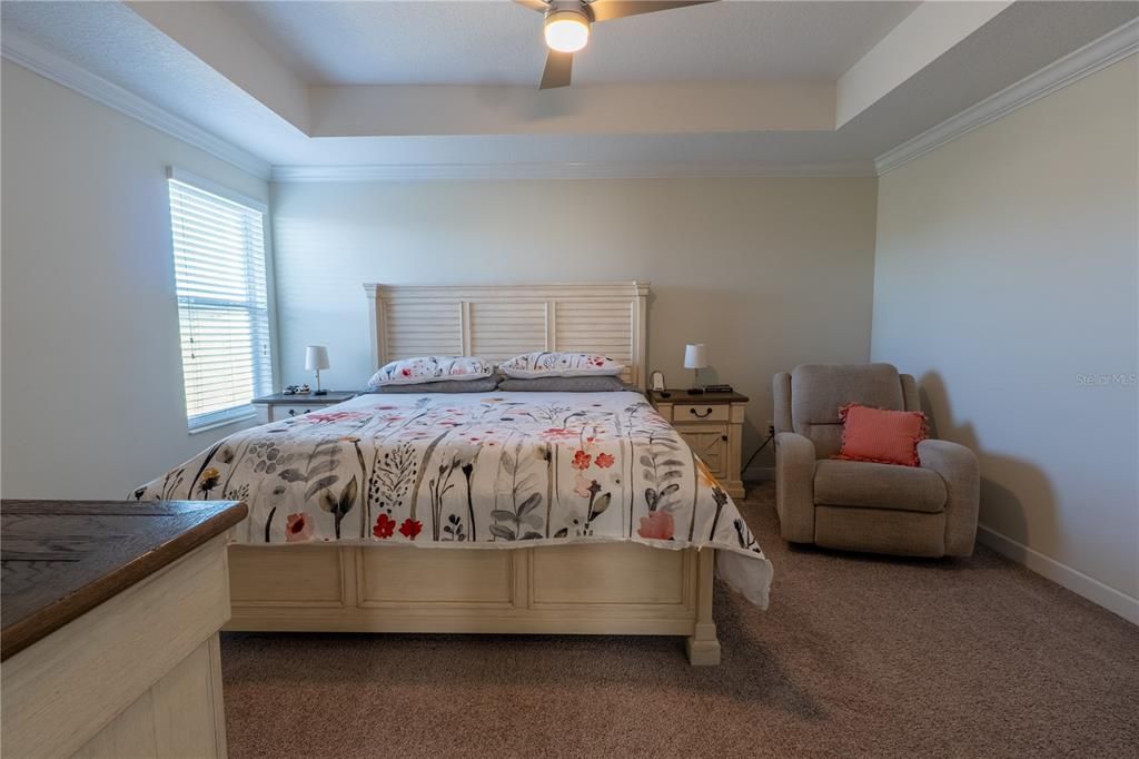 На продажу: $590,000 (5 спален, 3 ванн, 2461 Квадратных фут)