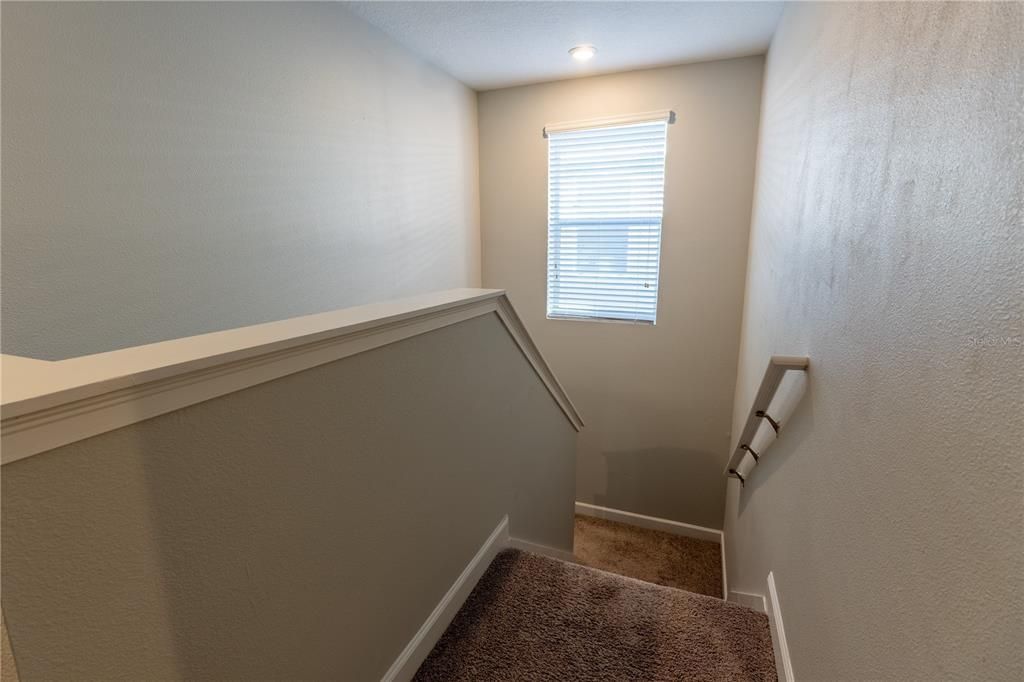 На продажу: $590,000 (5 спален, 3 ванн, 2461 Квадратных фут)