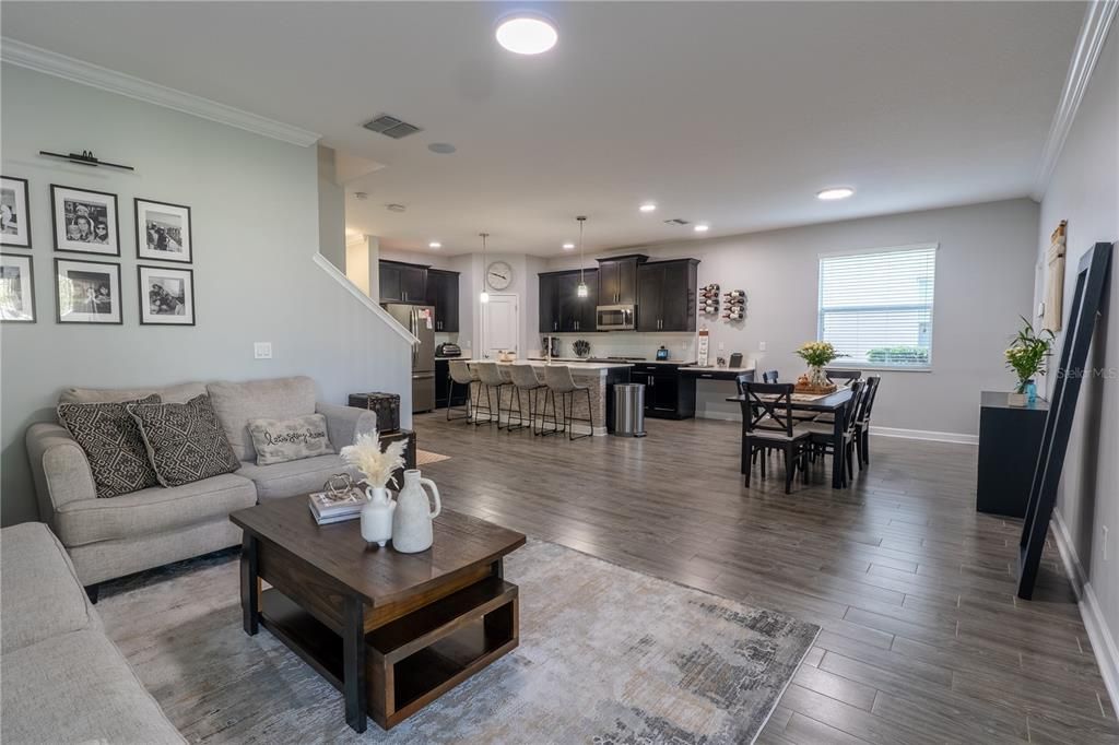 На продажу: $590,000 (5 спален, 3 ванн, 2461 Квадратных фут)