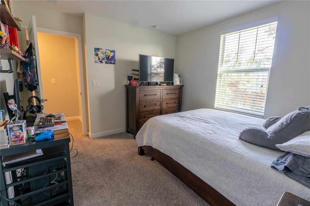 На продажу: $590,000 (5 спален, 3 ванн, 2461 Квадратных фут)