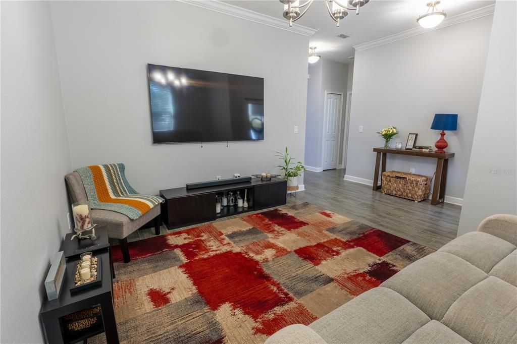 На продажу: $590,000 (5 спален, 3 ванн, 2461 Квадратных фут)